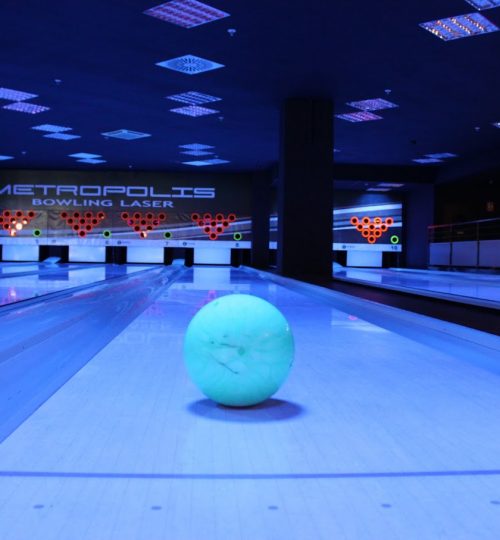 BOWLING